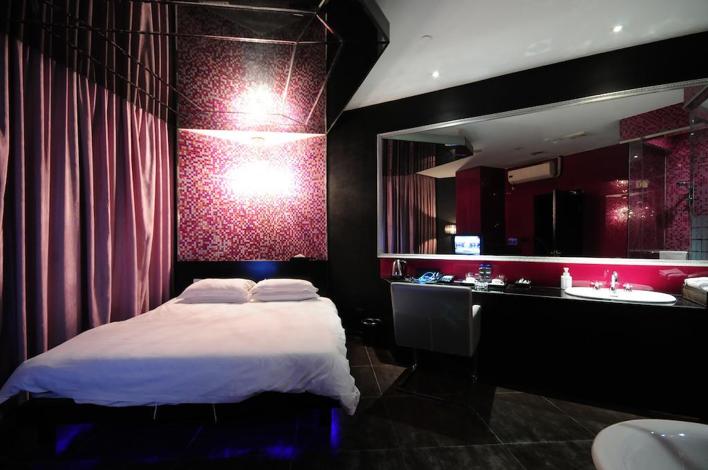 8 Colors Hotel 3*