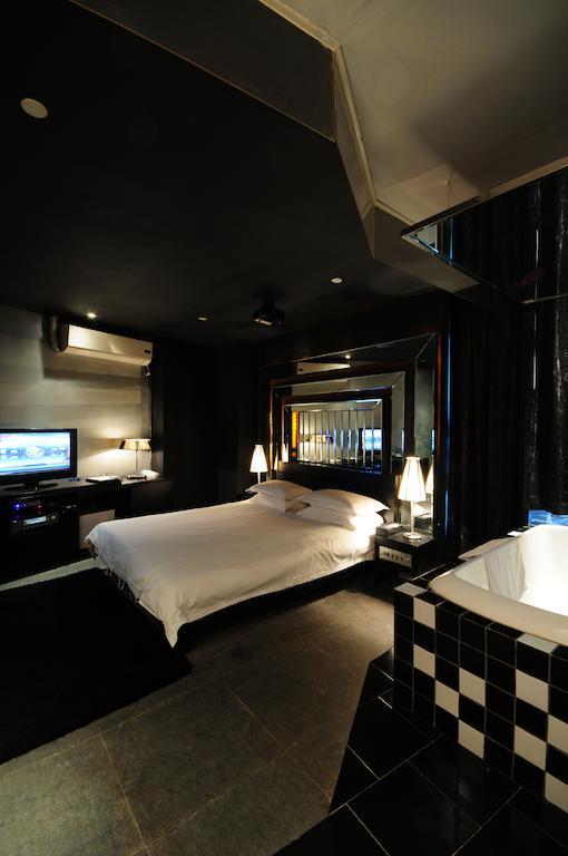 8 Colors Hotel Shanghai